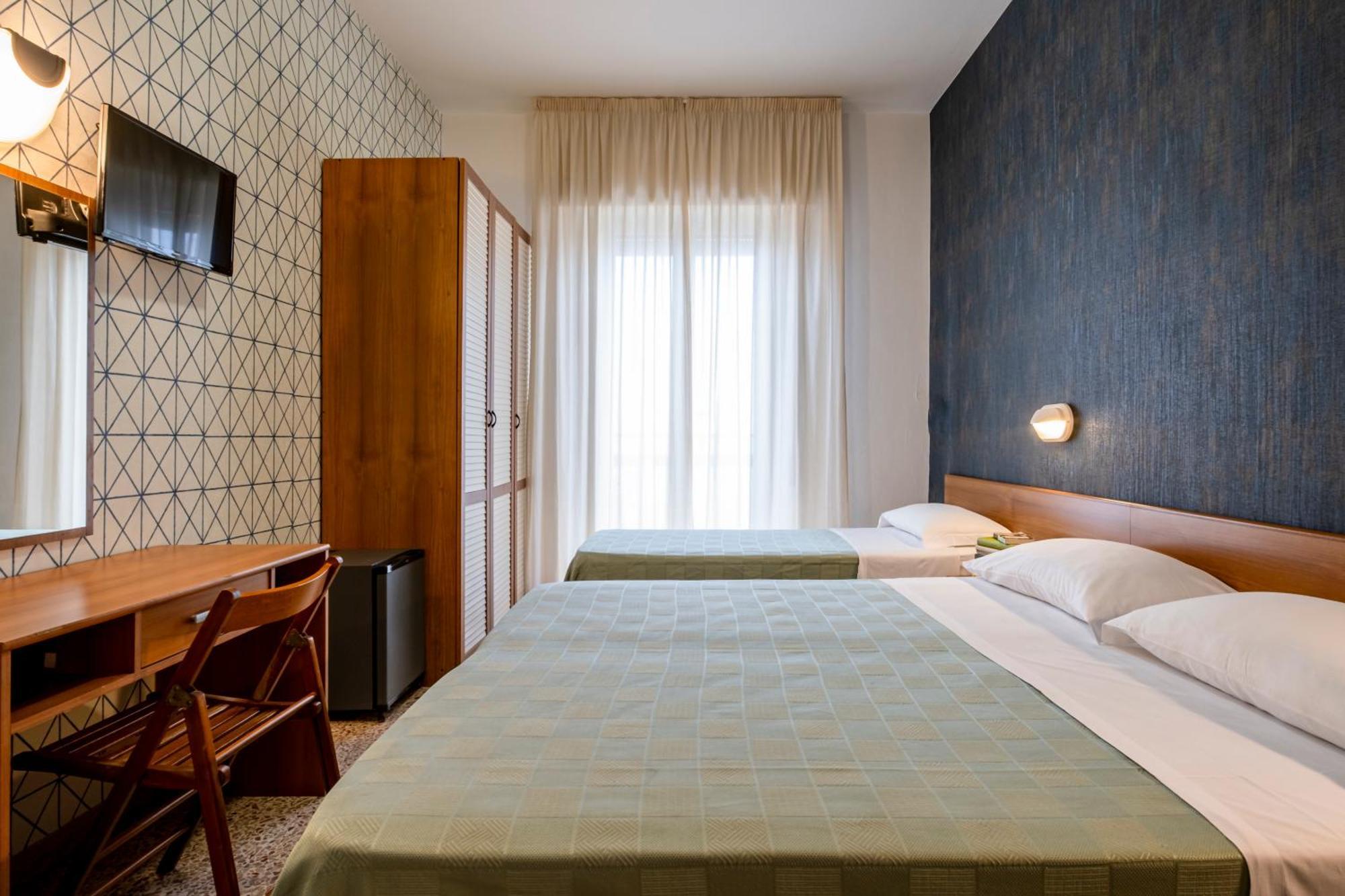 Hotel Atlas Rimini Exterior photo